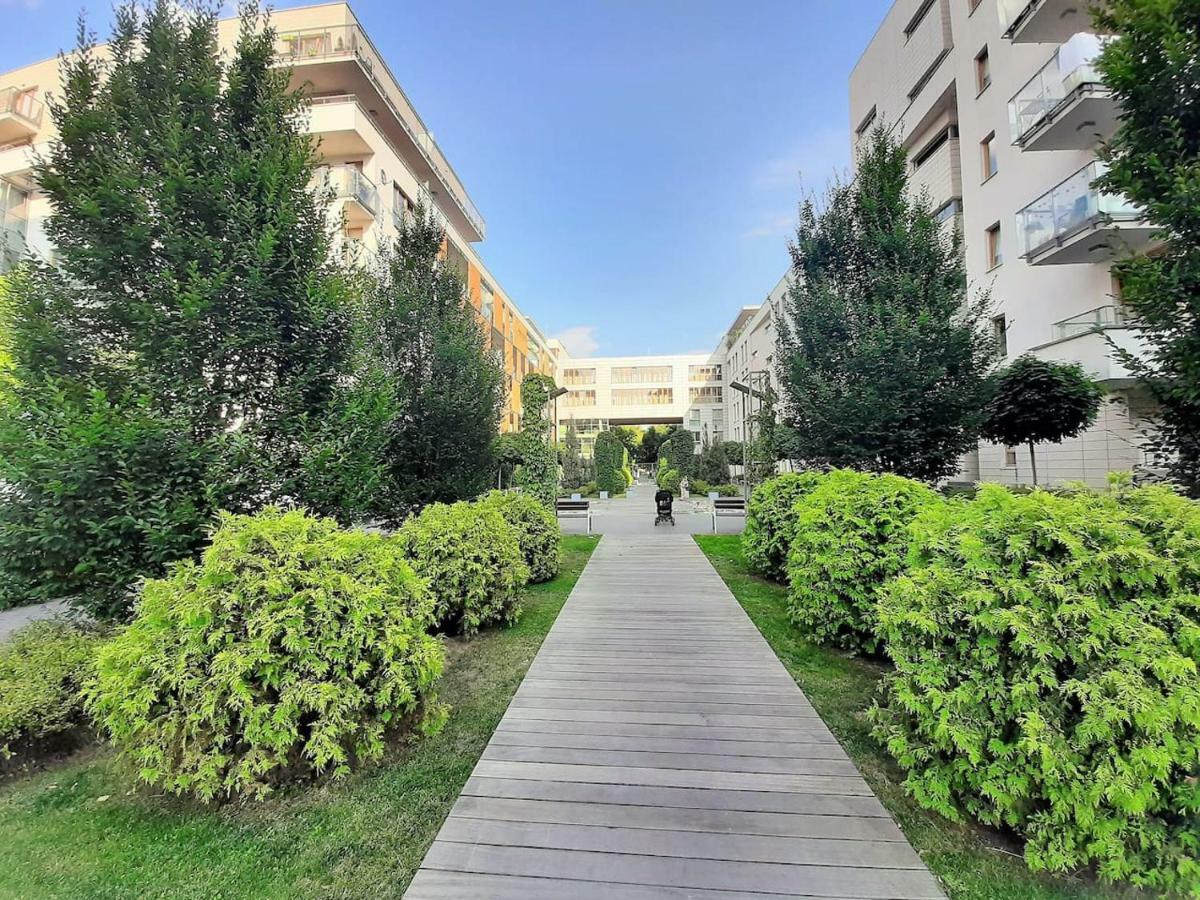 Airport Residence Amber Varşova Dış mekan fotoğraf